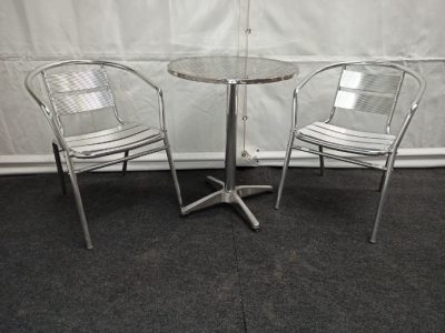 Bistrotafel met 2 bolero stoelen
